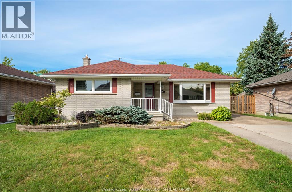 MLS# 26022003: 583 BERTHA, Windsor, Canada