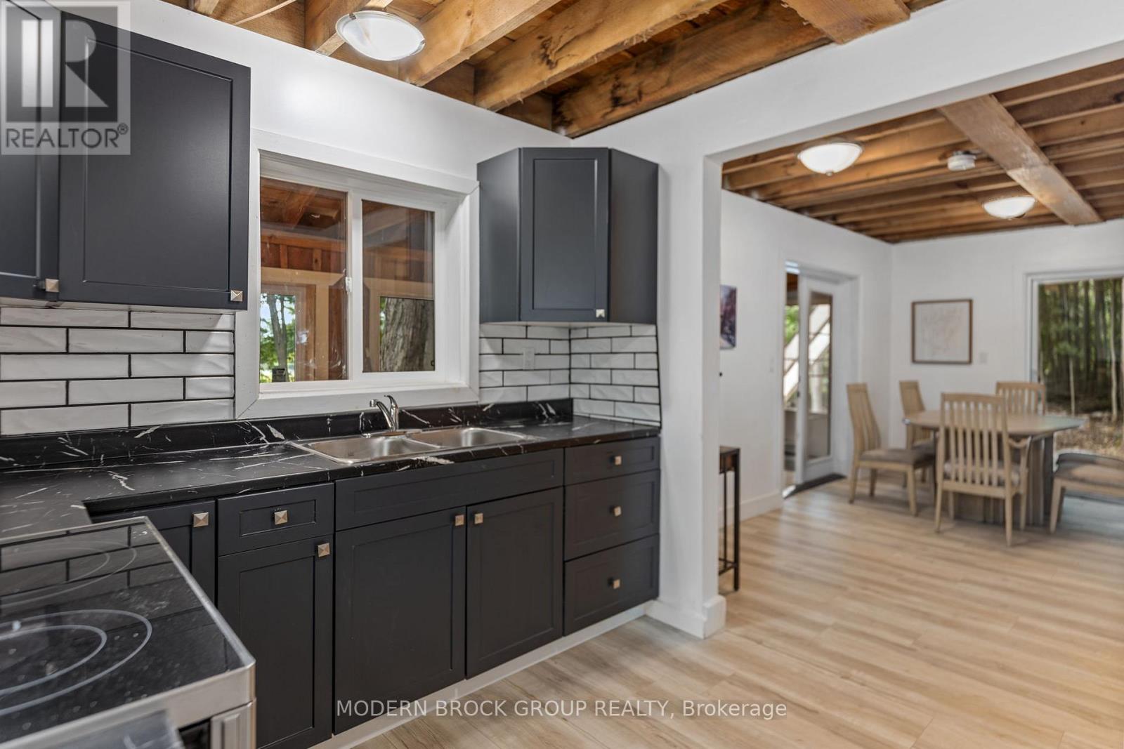 155 Woodvale Road, Leeds And The Thousand Islands, Ontario  K0E 1L0 - Photo 13 - X13759858