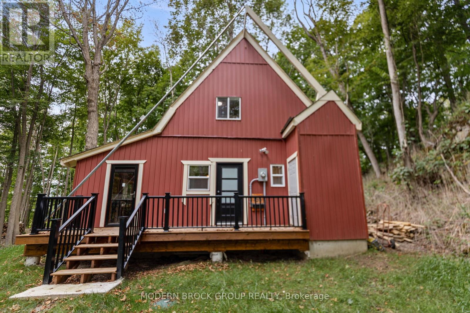 155 Woodvale Road, Leeds And The Thousand Islands, Ontario K0E 1L0 - Photo 3 - X13759858