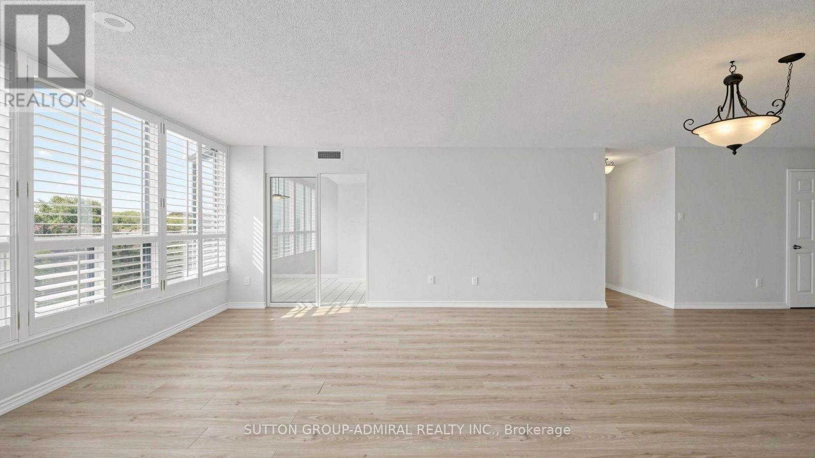 701 - 1 Clark Avenue W, Vaughan (Crestwood-Springfarm-Yorkhill), Ontario  L4J 7Y6 - Photo 12 - N13733560