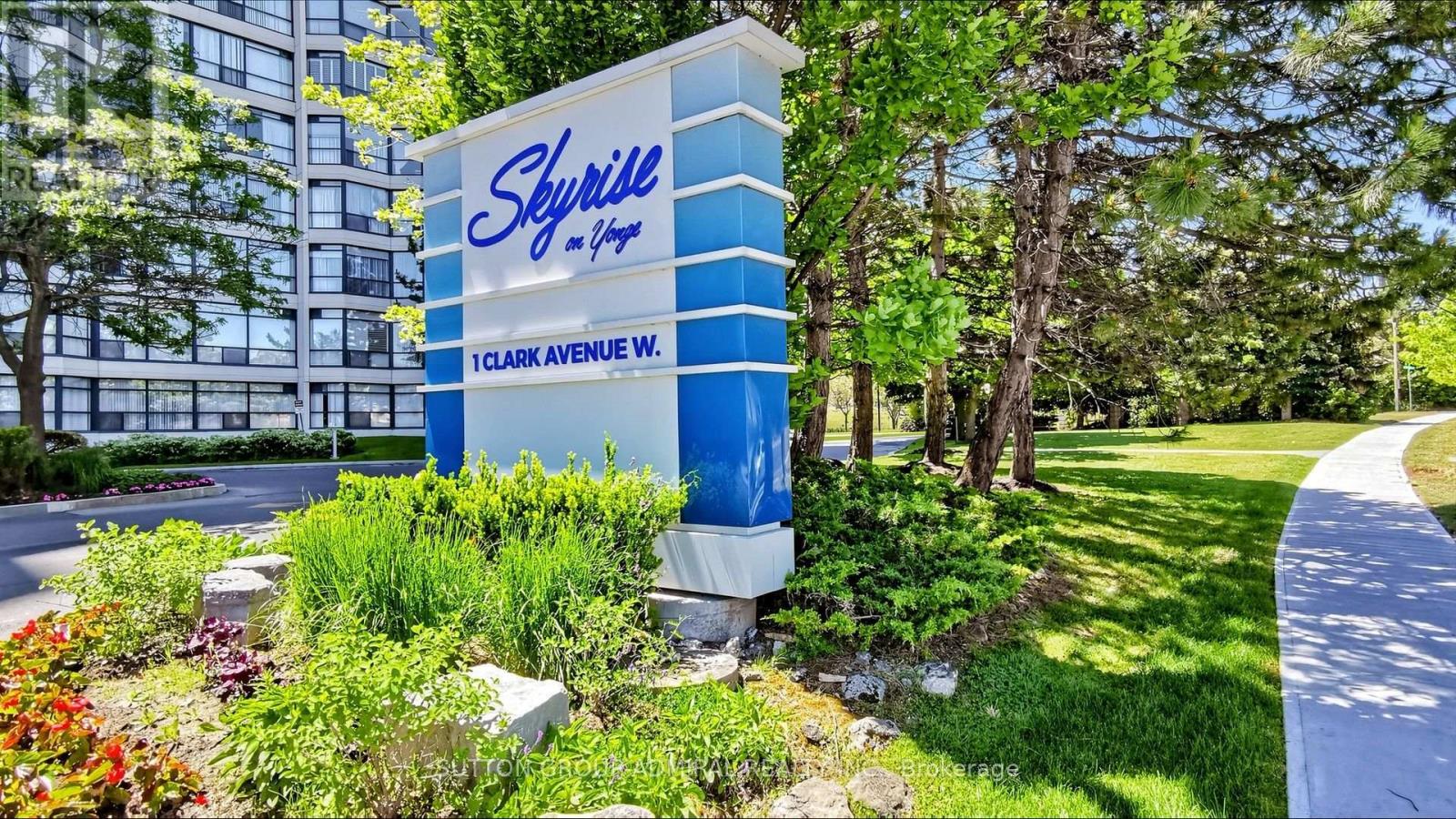 701 - 1 Clark Avenue W, Vaughan (Crestwood-Springfarm-Yorkhill), Ontario  L4J 7Y6 - Photo 2 - N13733560