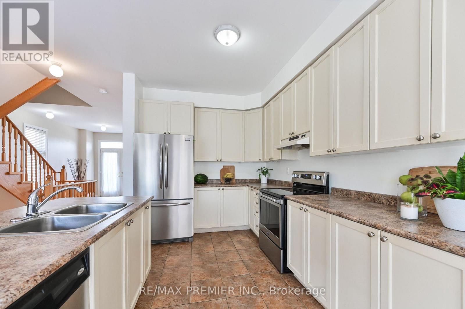 36 Helen Street, Vaughan, Ontario  L4L 3S3 - Photo 18 - N13759550