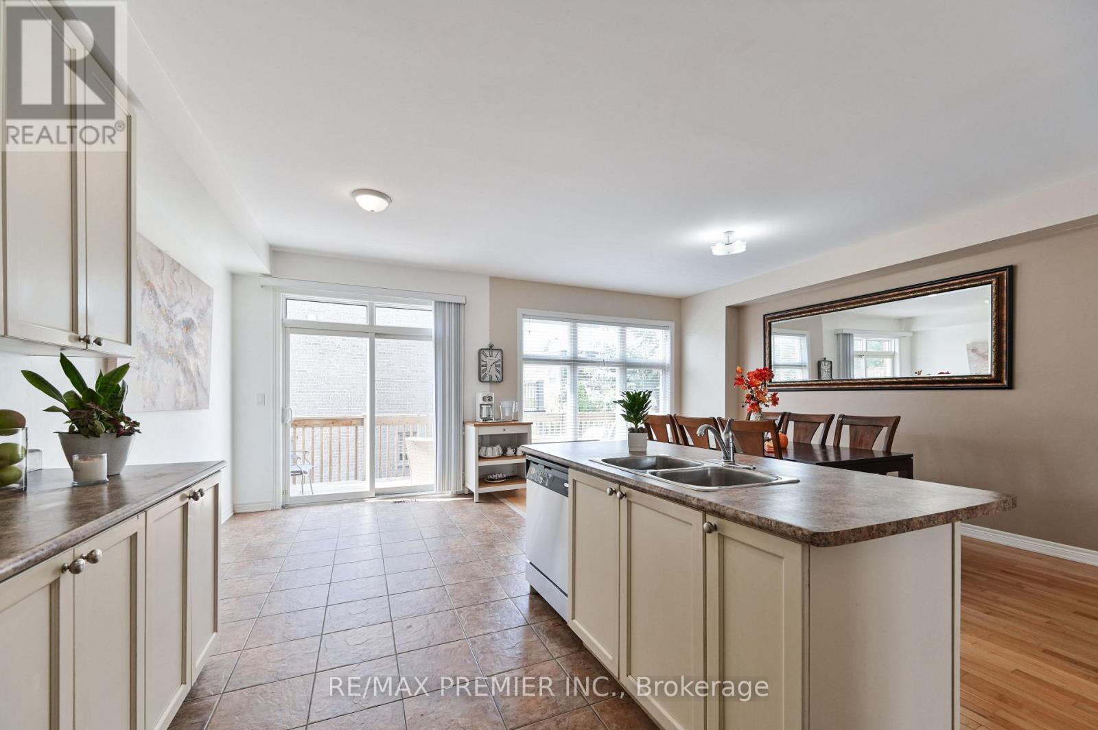 36 Helen Street, Vaughan, Ontario  L4L 3S3 - Photo 19 - N13759550