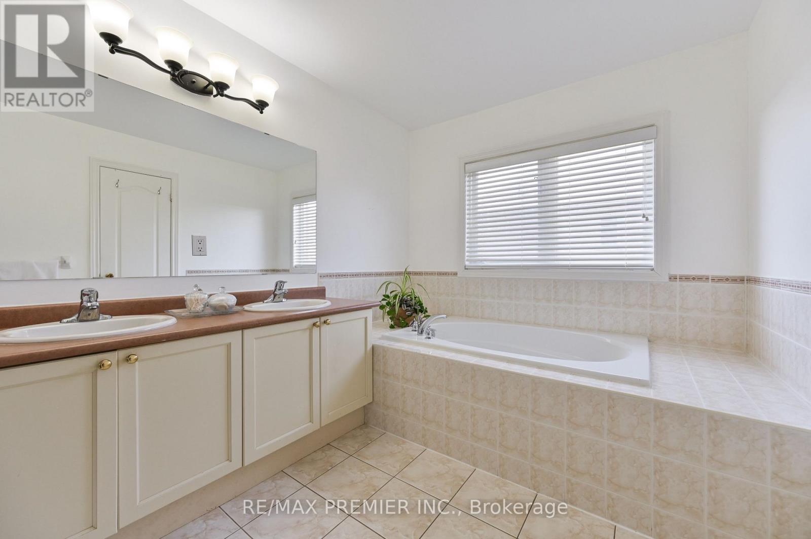 36 Helen Street, Vaughan, Ontario  L4L 3S3 - Photo 27 - N13759550