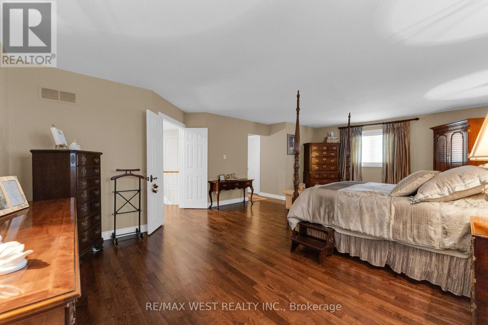 93 Fern Valley Crescent, Richmond Hill, Ontario  L4E 2J6 - Photo 30 - N13759570
