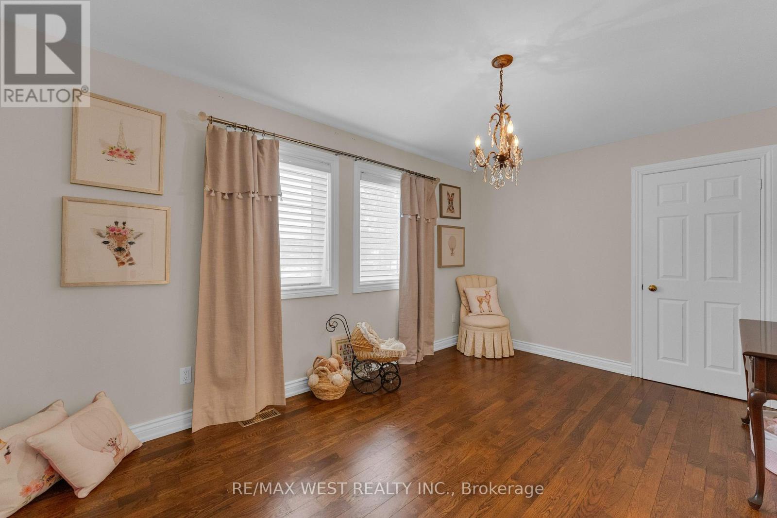 93 Fern Valley Crescent, Richmond Hill, Ontario  L4E 2J6 - Photo 32 - N13759570