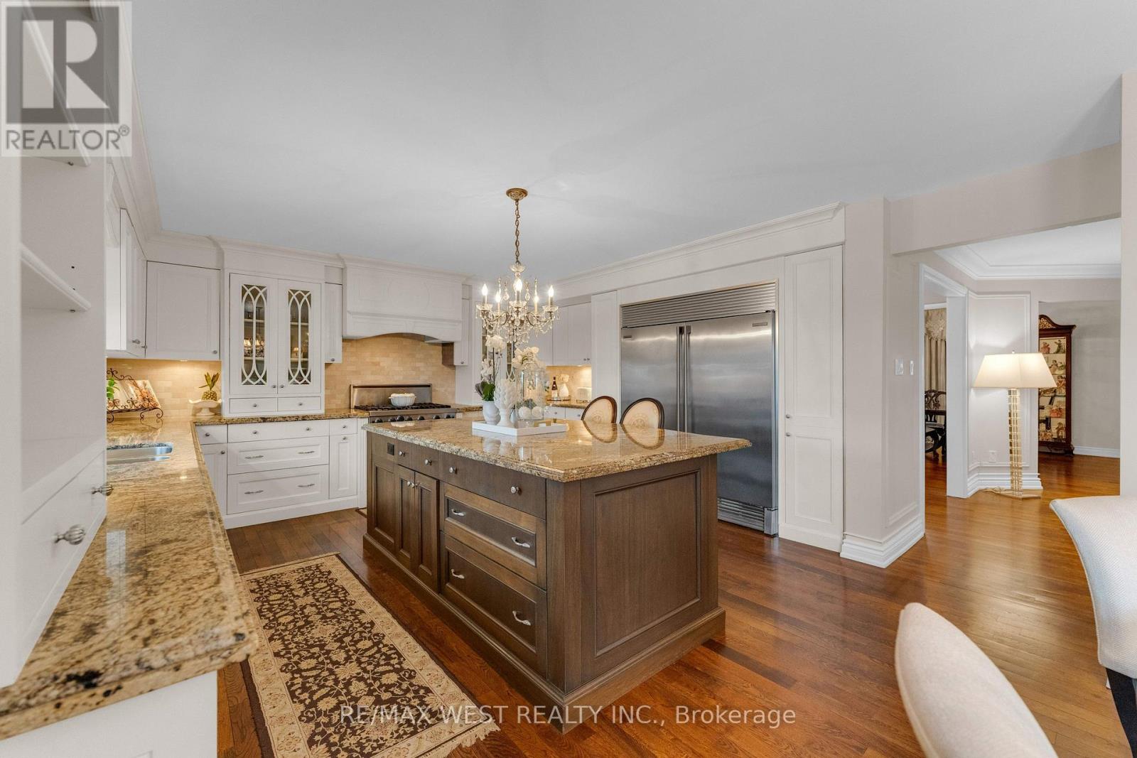 93 Fern Valley Crescent, Richmond Hill, Ontario  L4E 2J6 - Photo 4 - N13759570