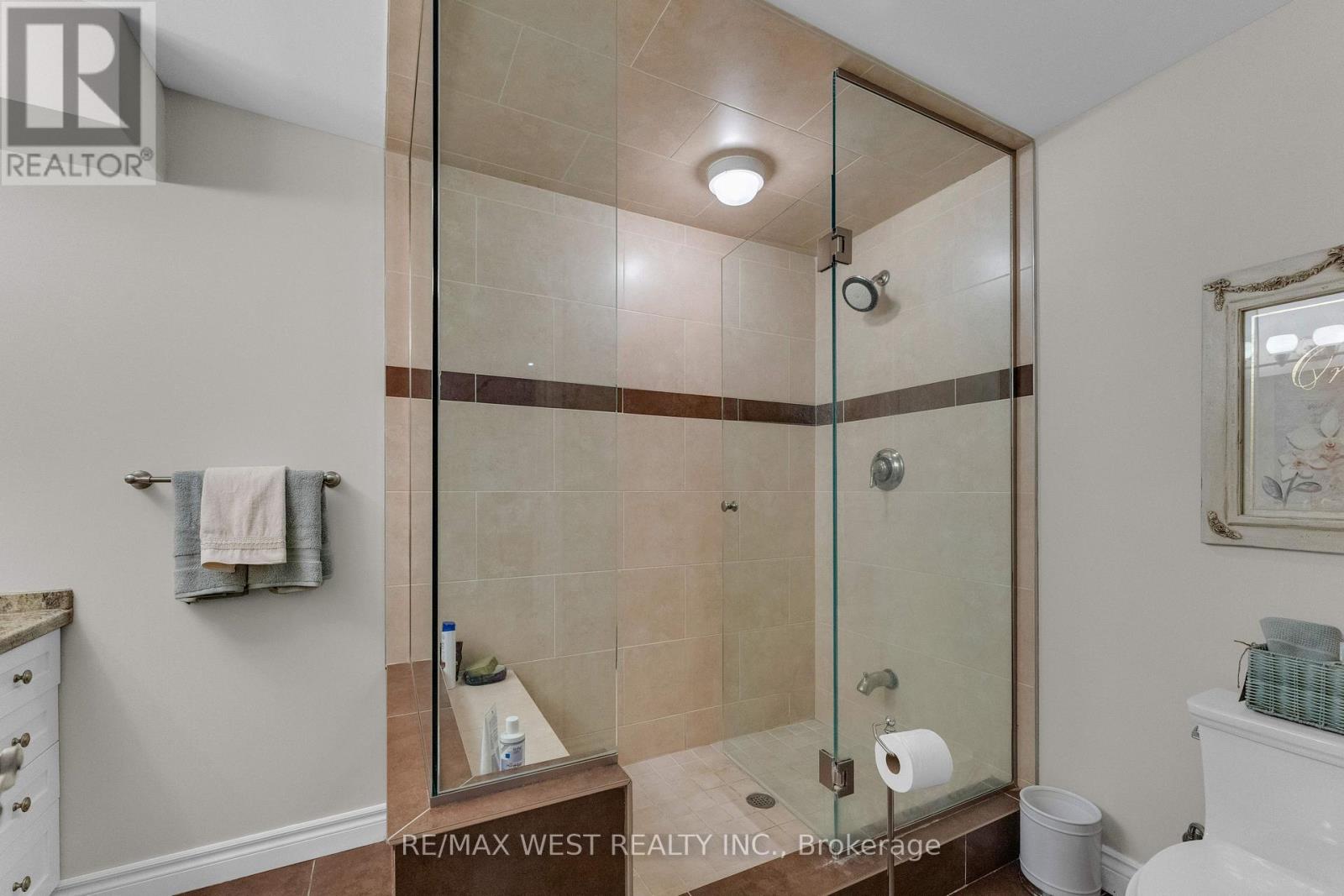 93 Fern Valley Crescent, Richmond Hill, Ontario  L4E 2J6 - Photo 45 - N13759570