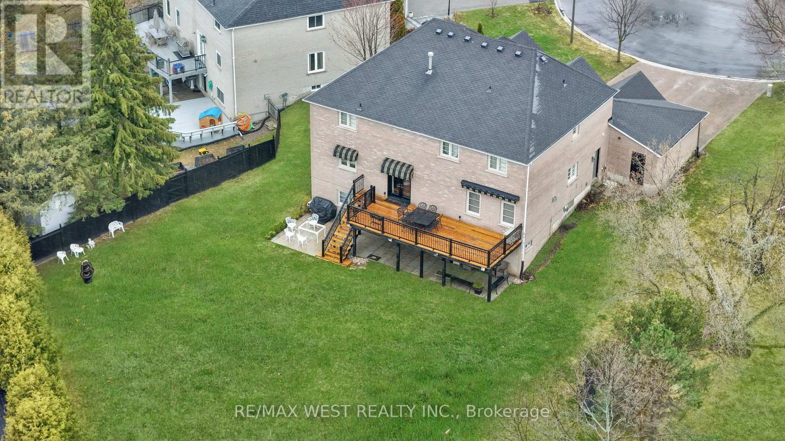 93 Fern Valley Crescent, Richmond Hill, Ontario  L4E 2J6 - Photo 48 - N13759570