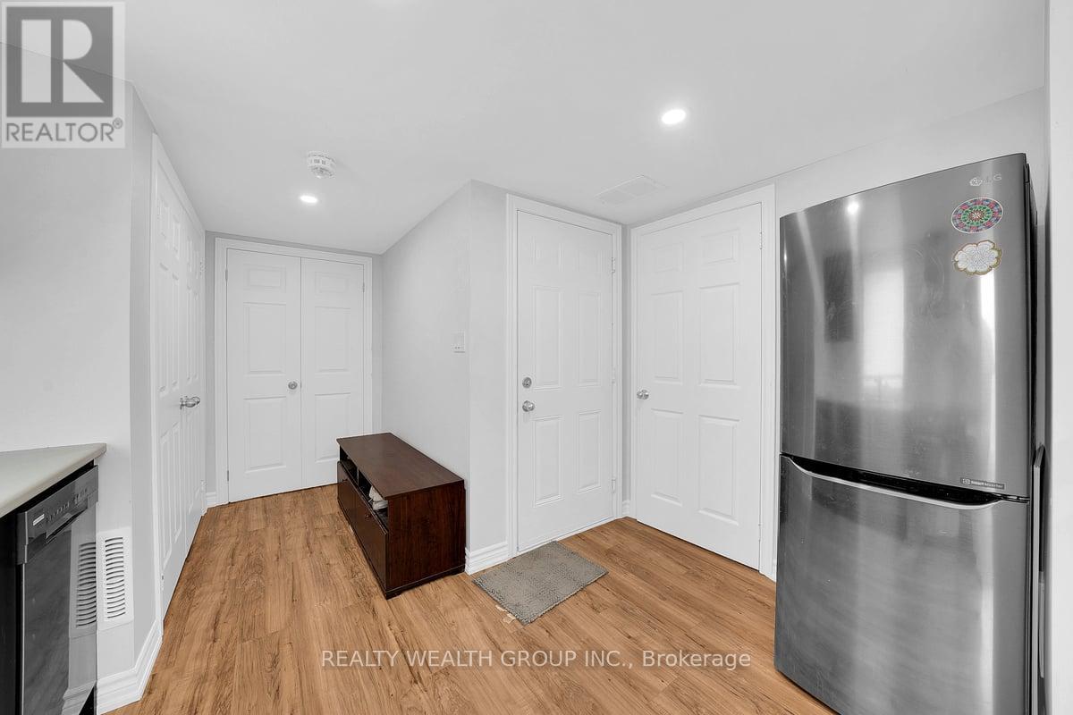 122 Dundonnell Place, Vaughan, Ontario  L4H 4R8 - Photo 34 - N13759732