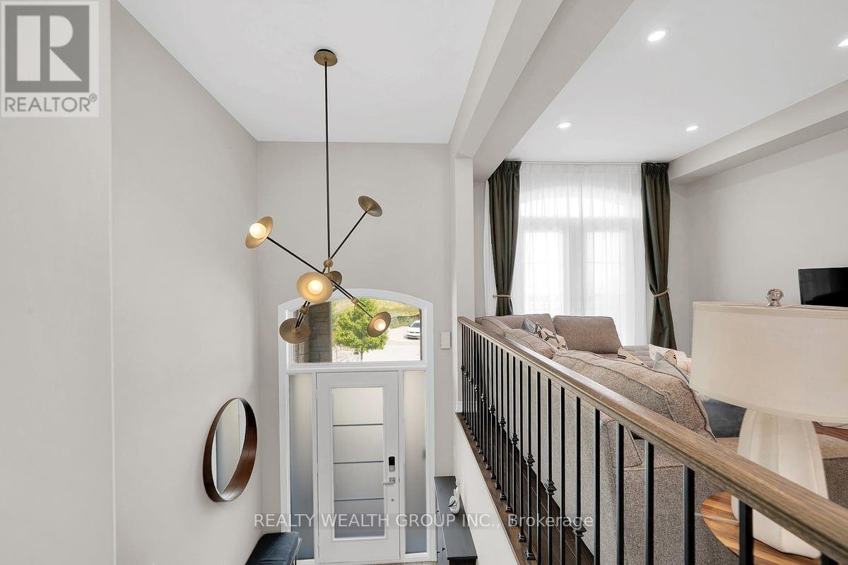 122 Dundonnell Place, Vaughan, Ontario  L4H 4R8 - Photo 6 - N13759732