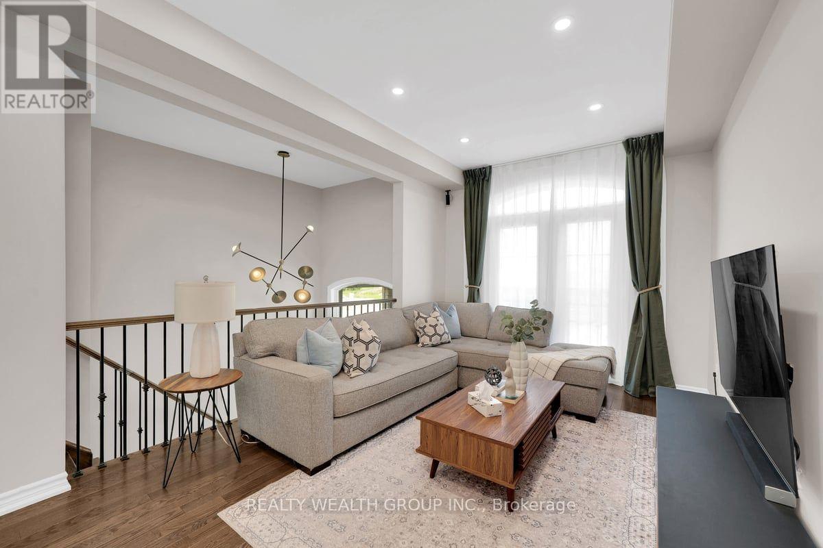 122 Dundonnell Place, Vaughan, Ontario  L4H 4R8 - Photo 9 - N13759732