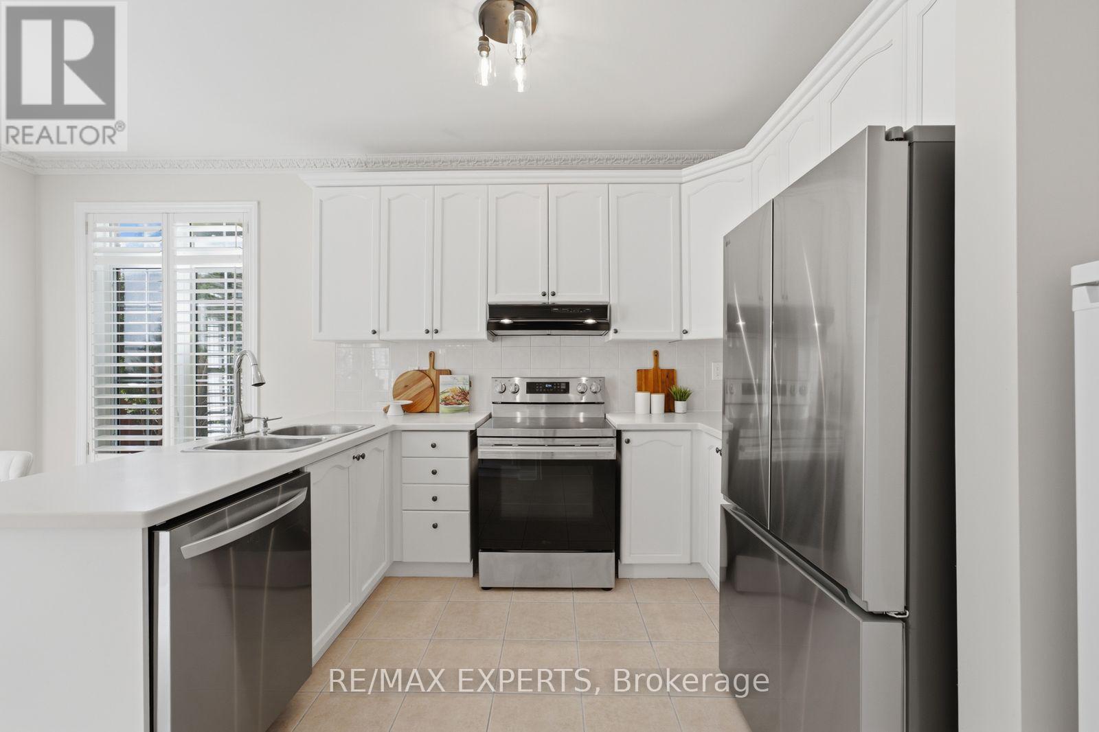 1 Cetona Avenue, Vaughan, Ontario  L4H 2Z8 - Photo 16 - N13759852