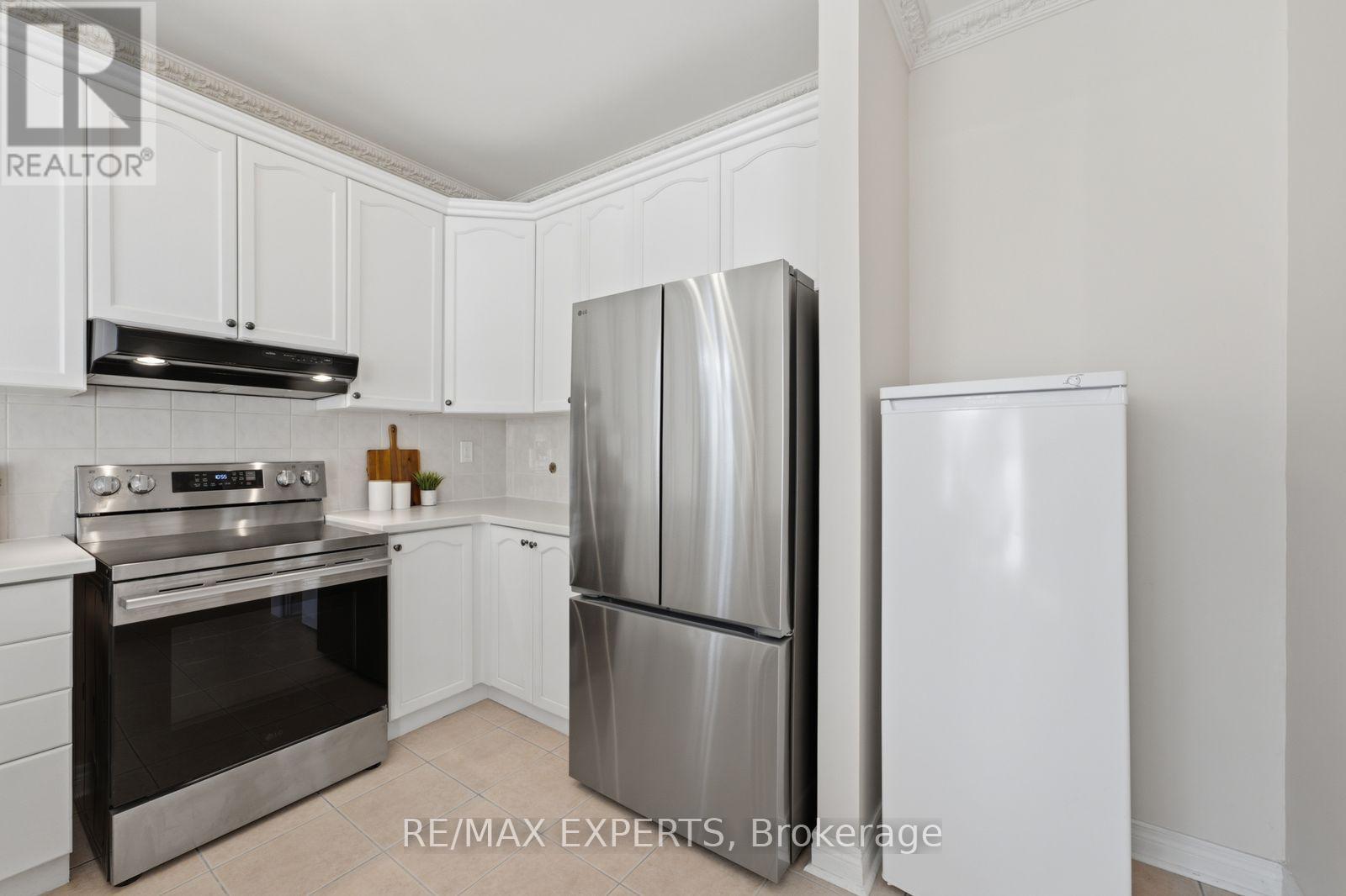 1 Cetona Avenue, Vaughan, Ontario  L4H 2Z8 - Photo 18 - N13759852