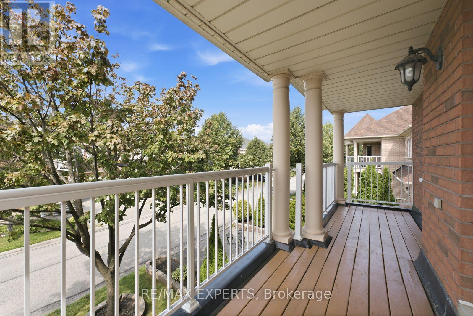 1 Cetona Avenue, Vaughan, Ontario  L4H 2Z8 - Photo 5 - N13759852