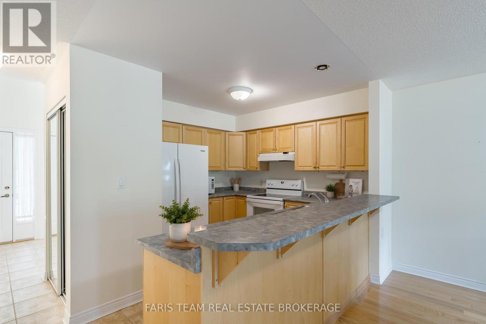 518 - 60 Museum Drive, Orillia, Ontario  L3V 7T9 - Photo 6 - S13759538
