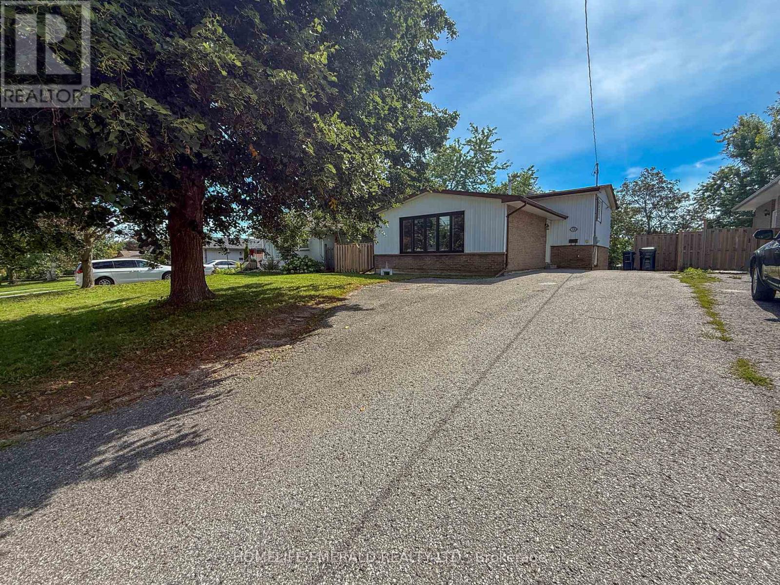 131 Cundles Road E, Barrie, Ontario  L4M 3A1 - Photo 1 - S13759634