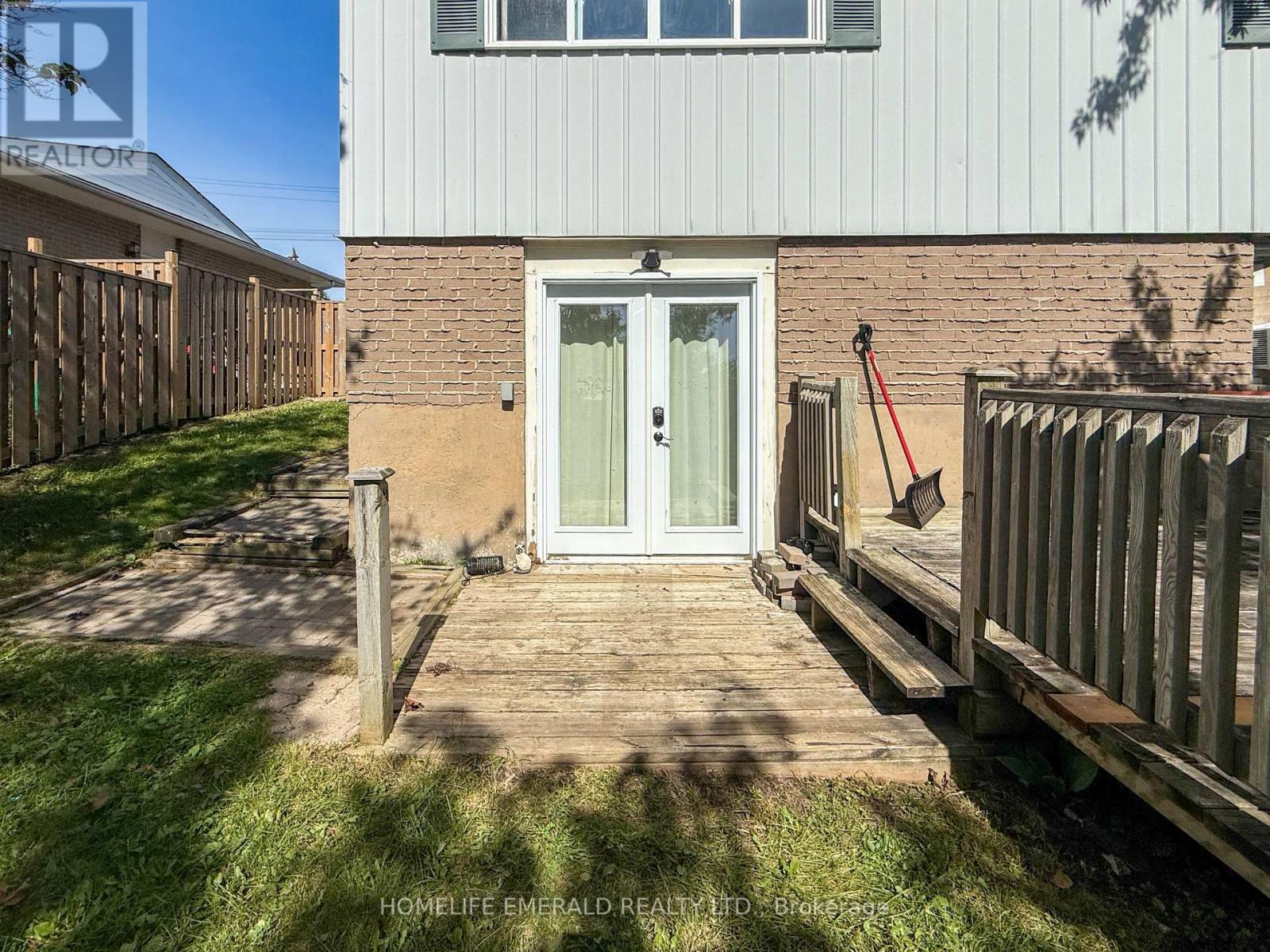 131 Cundles Road E, Barrie, Ontario  L4M 3A1 - Photo 3 - S13759634