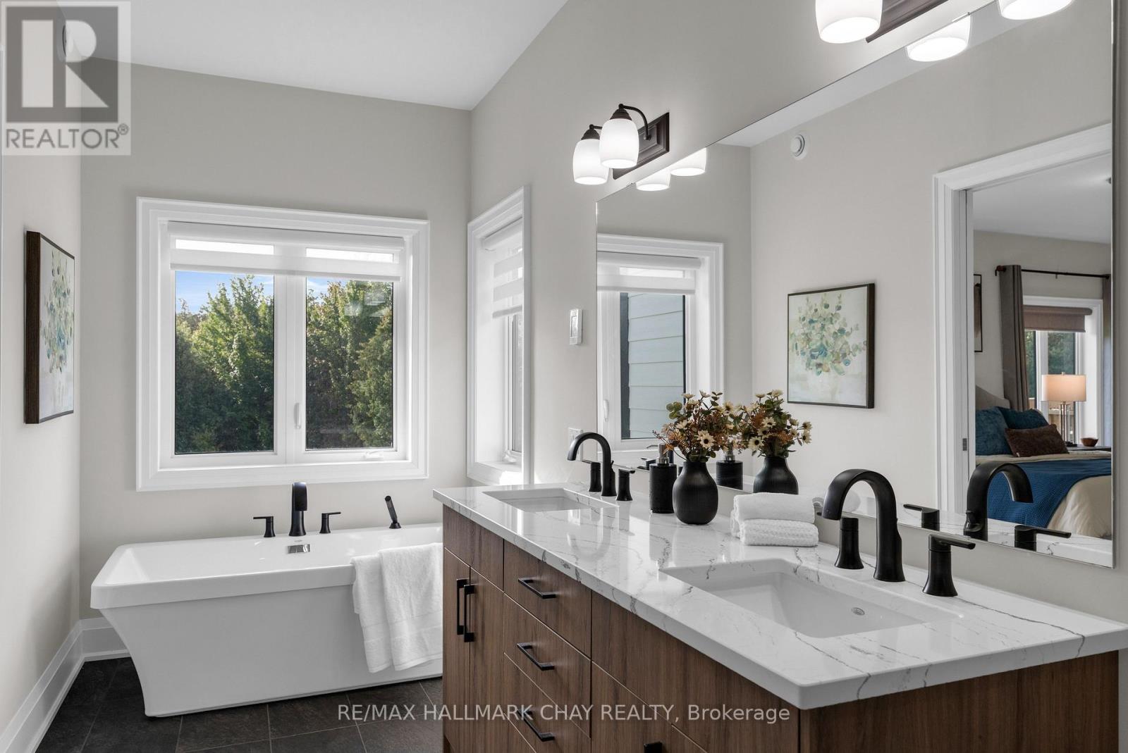 7 Clydesdale Court, Oro-Medonte, Ontario  L0K 1E0 - Photo 19 - S13759756