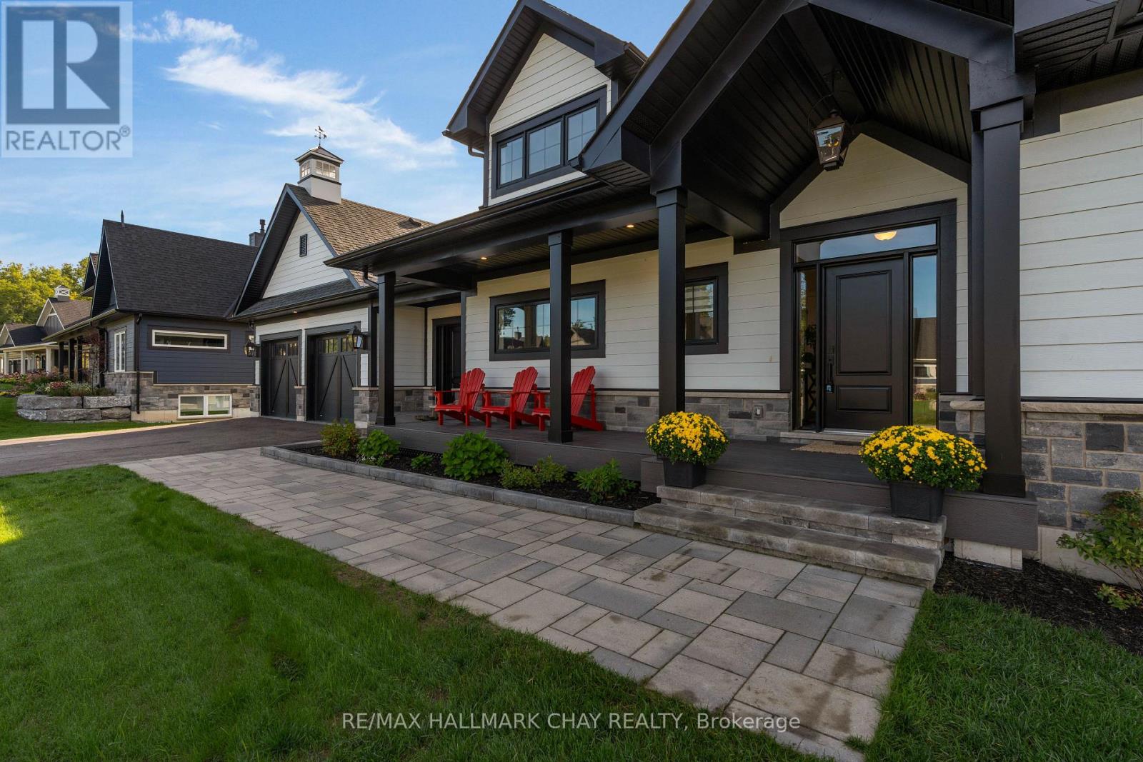 7 Clydesdale Court, Oro-Medonte, Ontario  L0K 1E0 - Photo 2 - S13759756