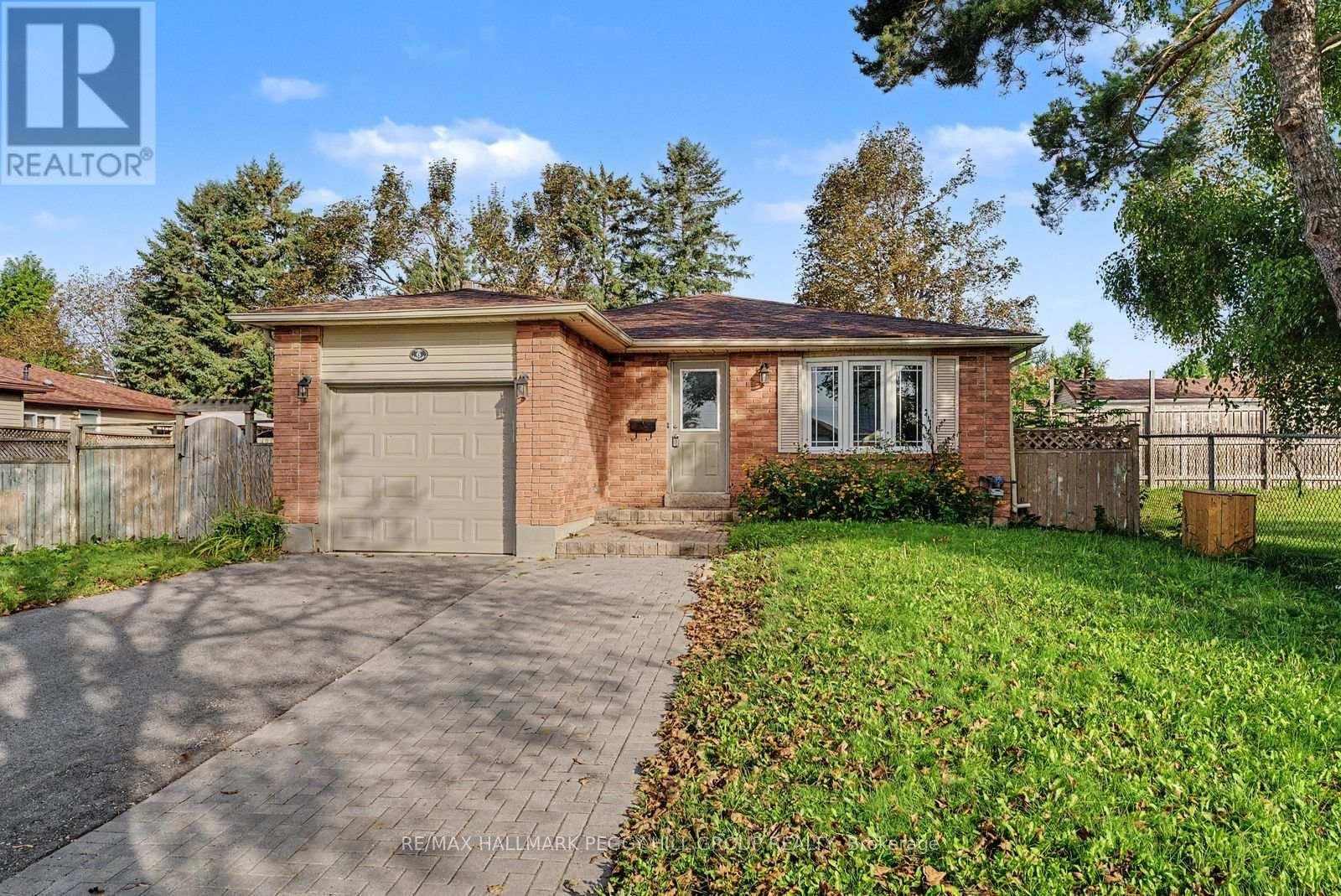 6 Argyle Road, Barrie, Ontario  L4N 6P9 - Photo 1 - S13759782