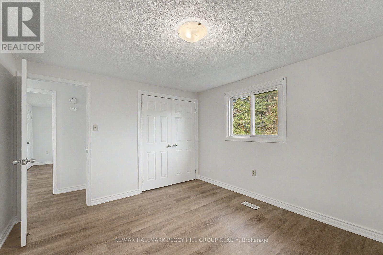 6 Argyle Road, Barrie, Ontario  L4N 6P9 - Photo 11 - S13759782