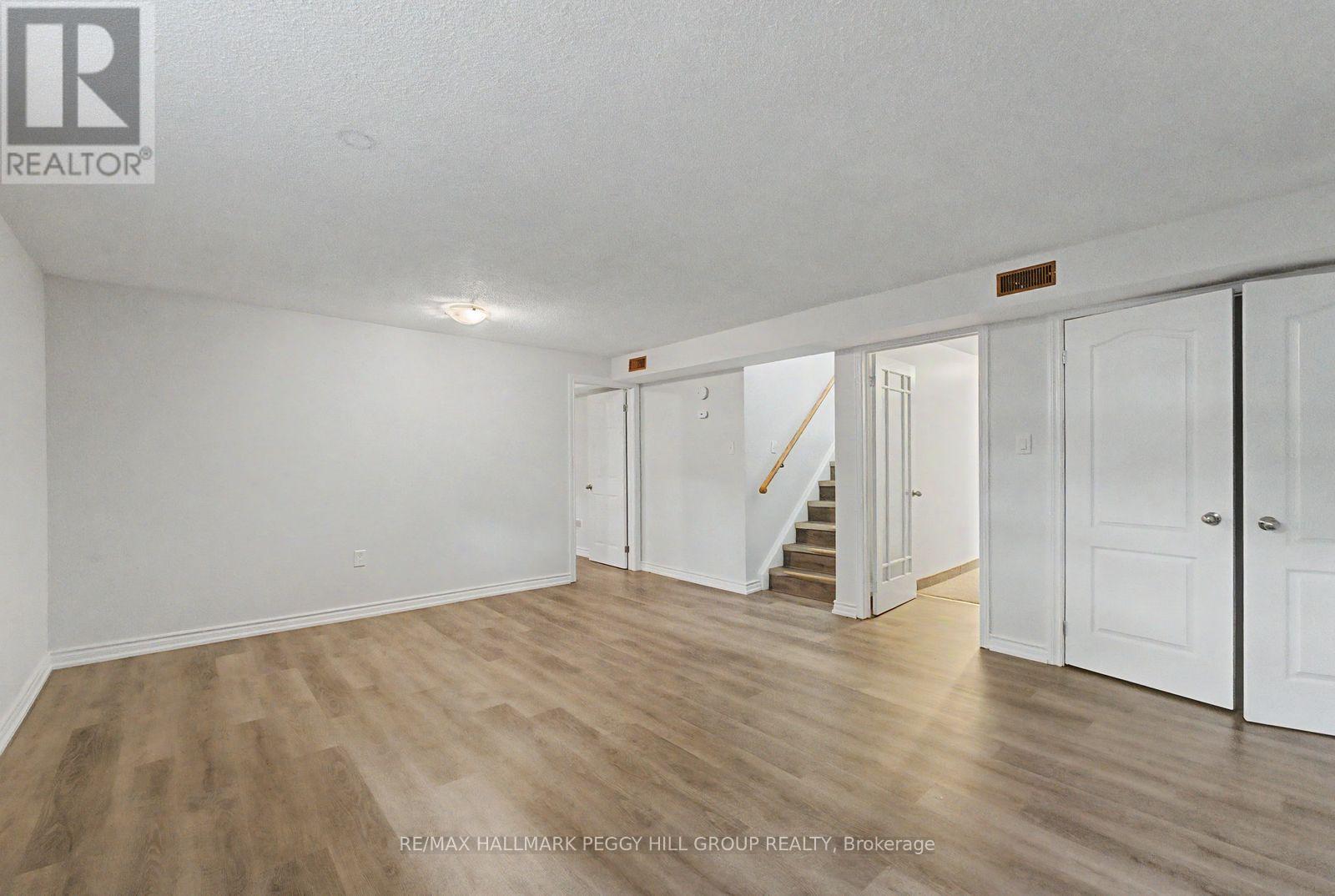 6 Argyle Road, Barrie, Ontario  L4N 6P9 - Photo 12 - S13759782