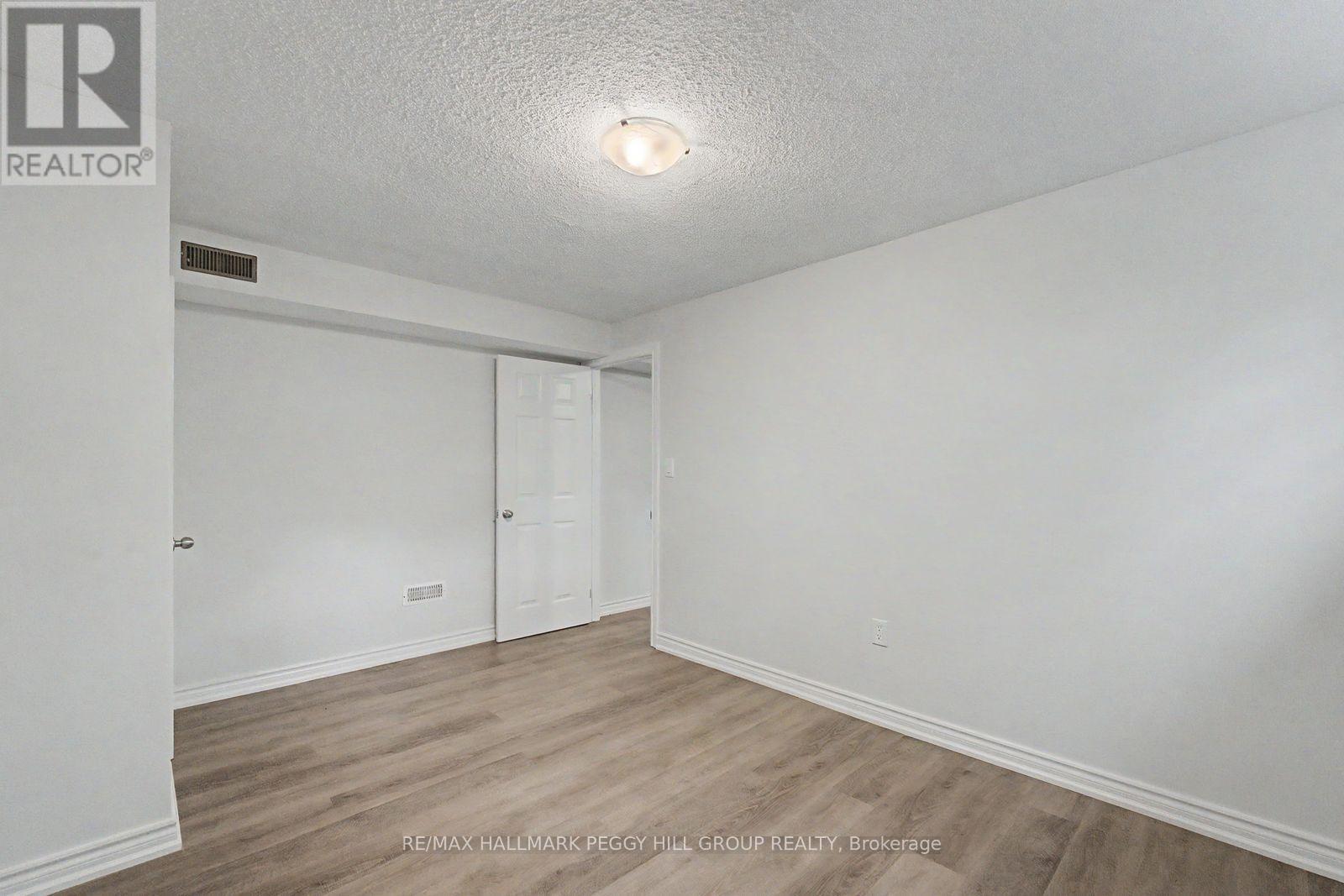 6 Argyle Road, Barrie, Ontario  L4N 6P9 - Photo 14 - S13759782
