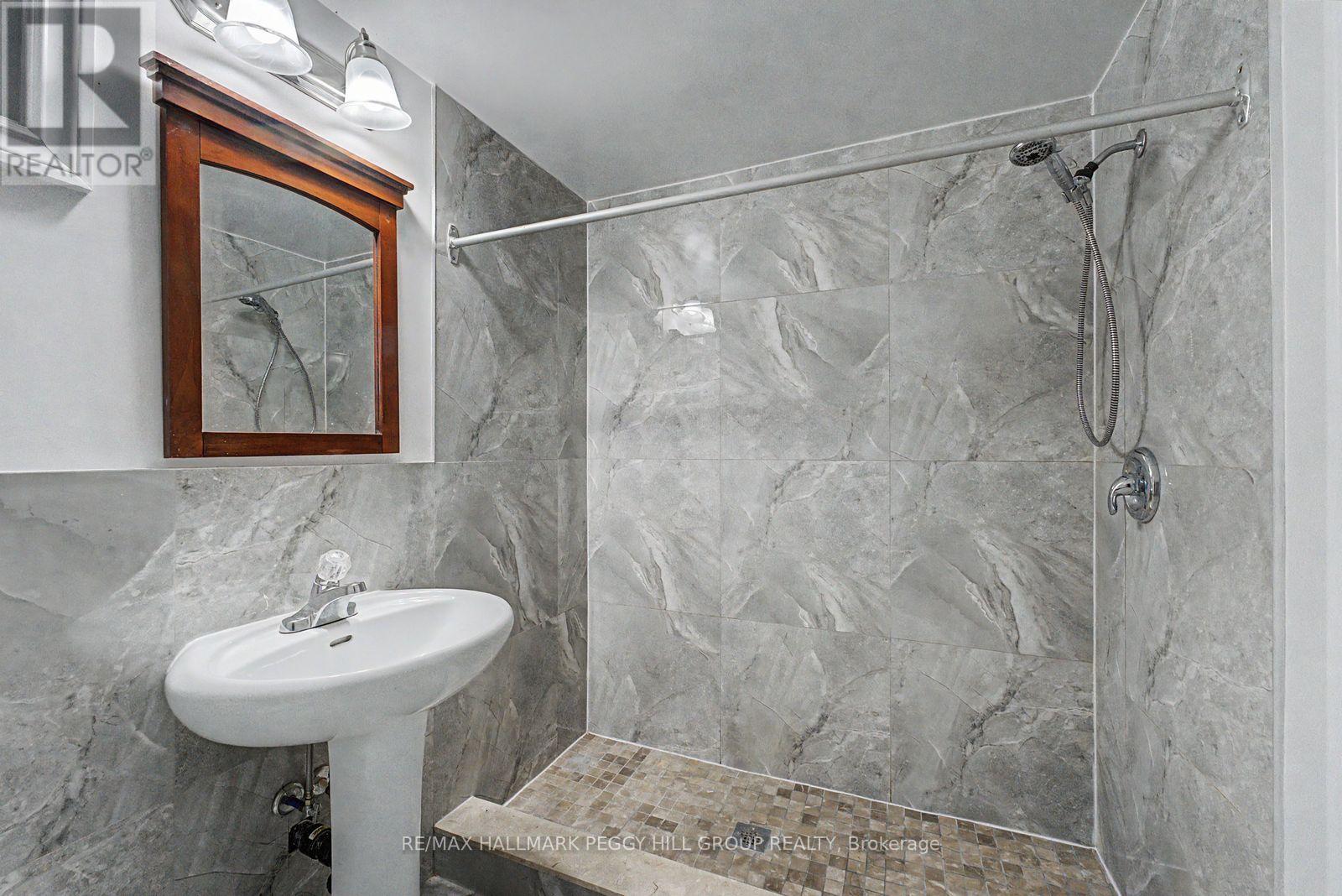 6 Argyle Road, Barrie, Ontario  L4N 6P9 - Photo 17 - S13759782