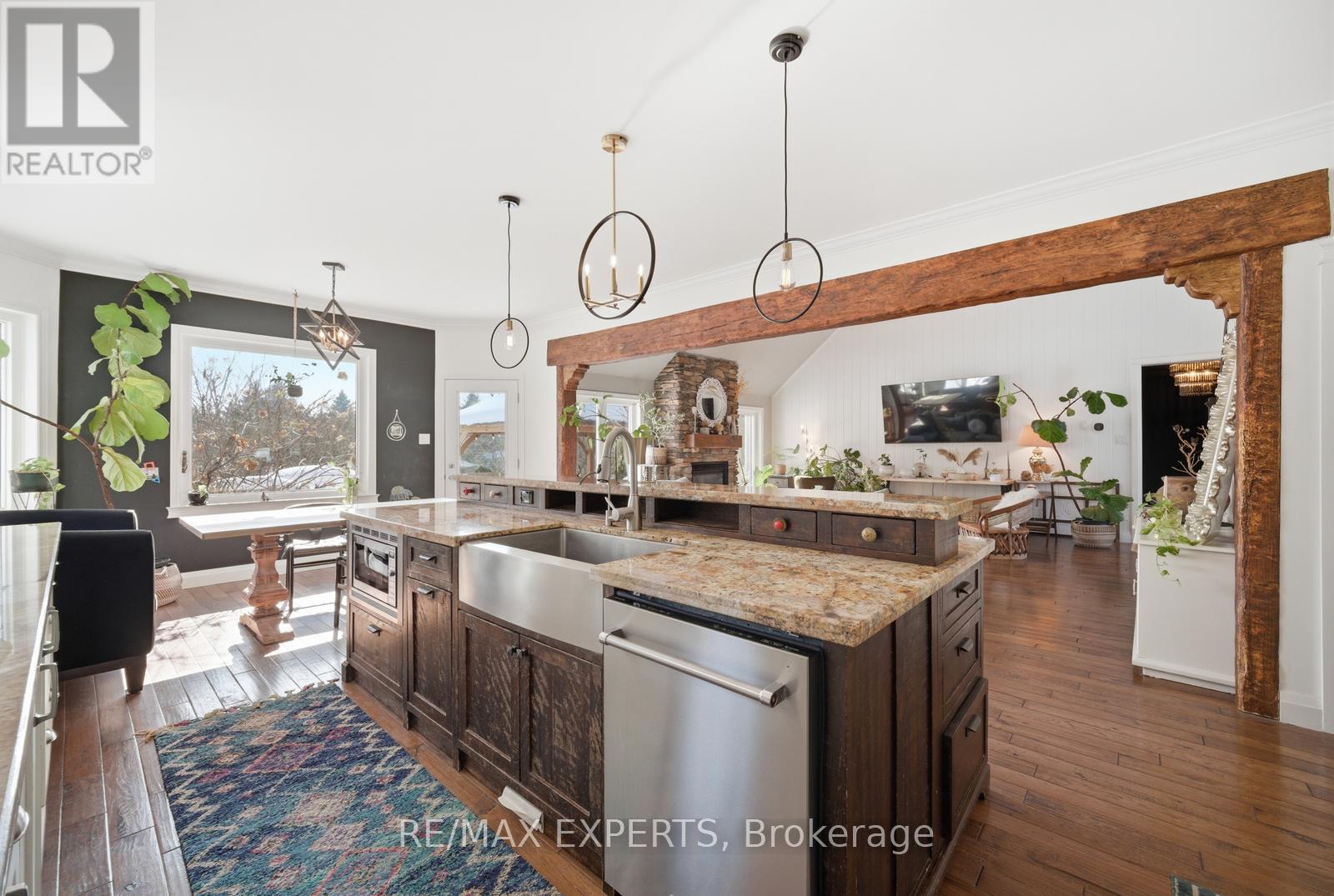 11 Basswood Circle, Oro-Medonte, Ontario  L0L 2L0 - Photo 16 - S13759884