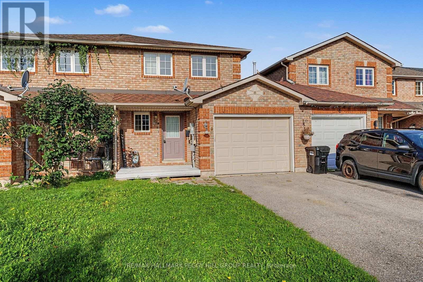 8 EPSOM ROAD, Barrie, Ontario
