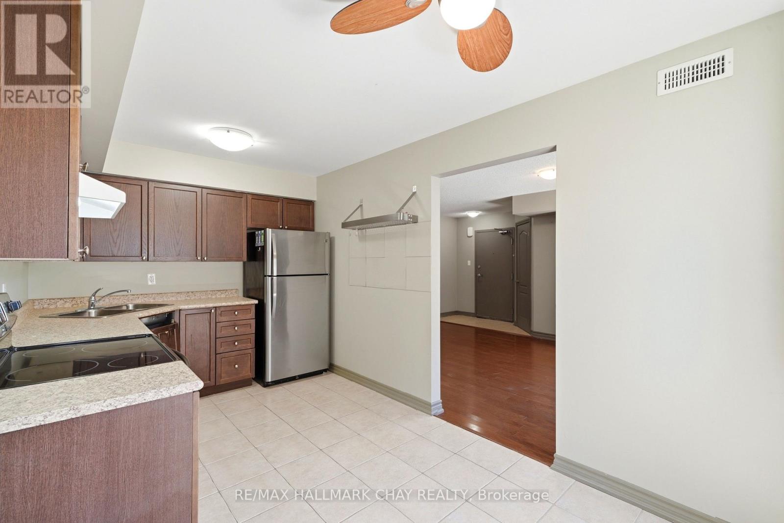 1 - 408 Veterans Drive, Barrie, Ontario  L4N 9G9 - Photo 17 - S13759910
