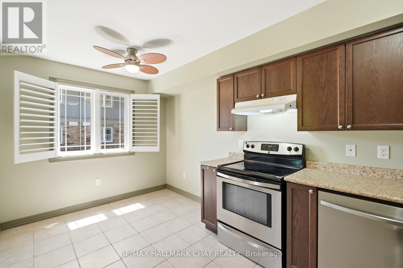 1 - 408 Veterans Drive, Barrie, Ontario  L4N 9G9 - Photo 18 - S13759910