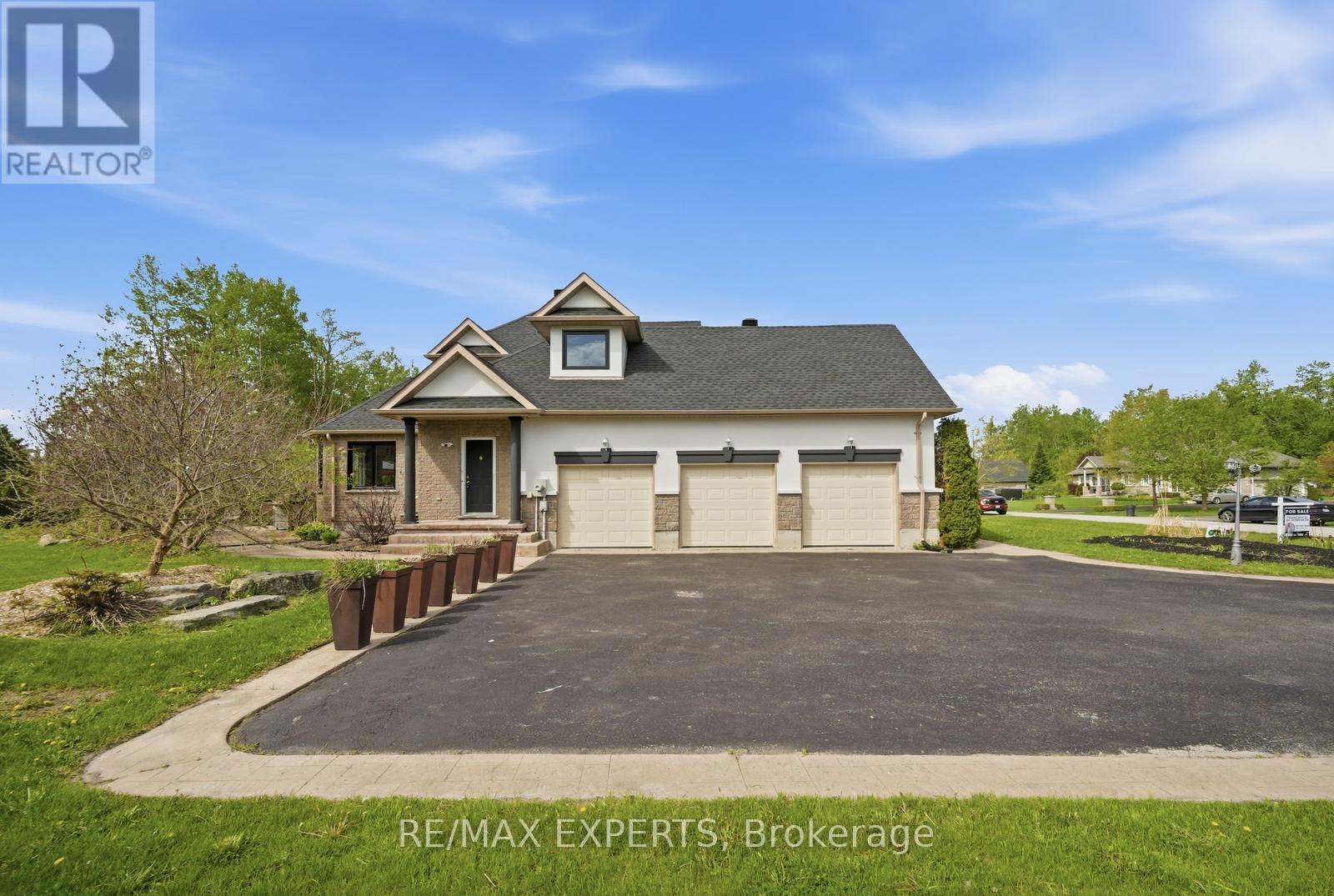 11 Basswood Circle, Oro-Medonte, Ontario  L0L 2L0 - Photo 42 - S13759916