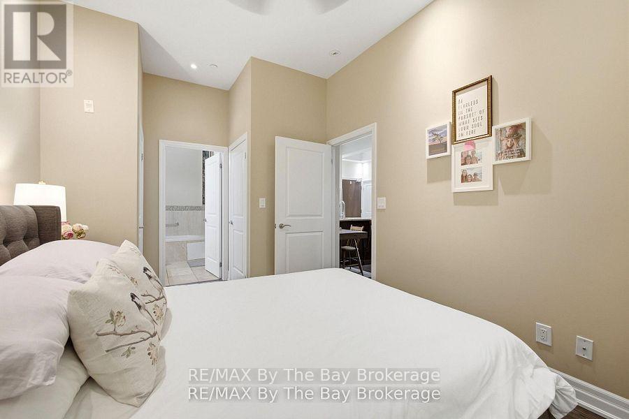 112 - 111 Civic Square Gate, Aurora, Ontario  L4G 0S6 - Photo 12 - N13759720