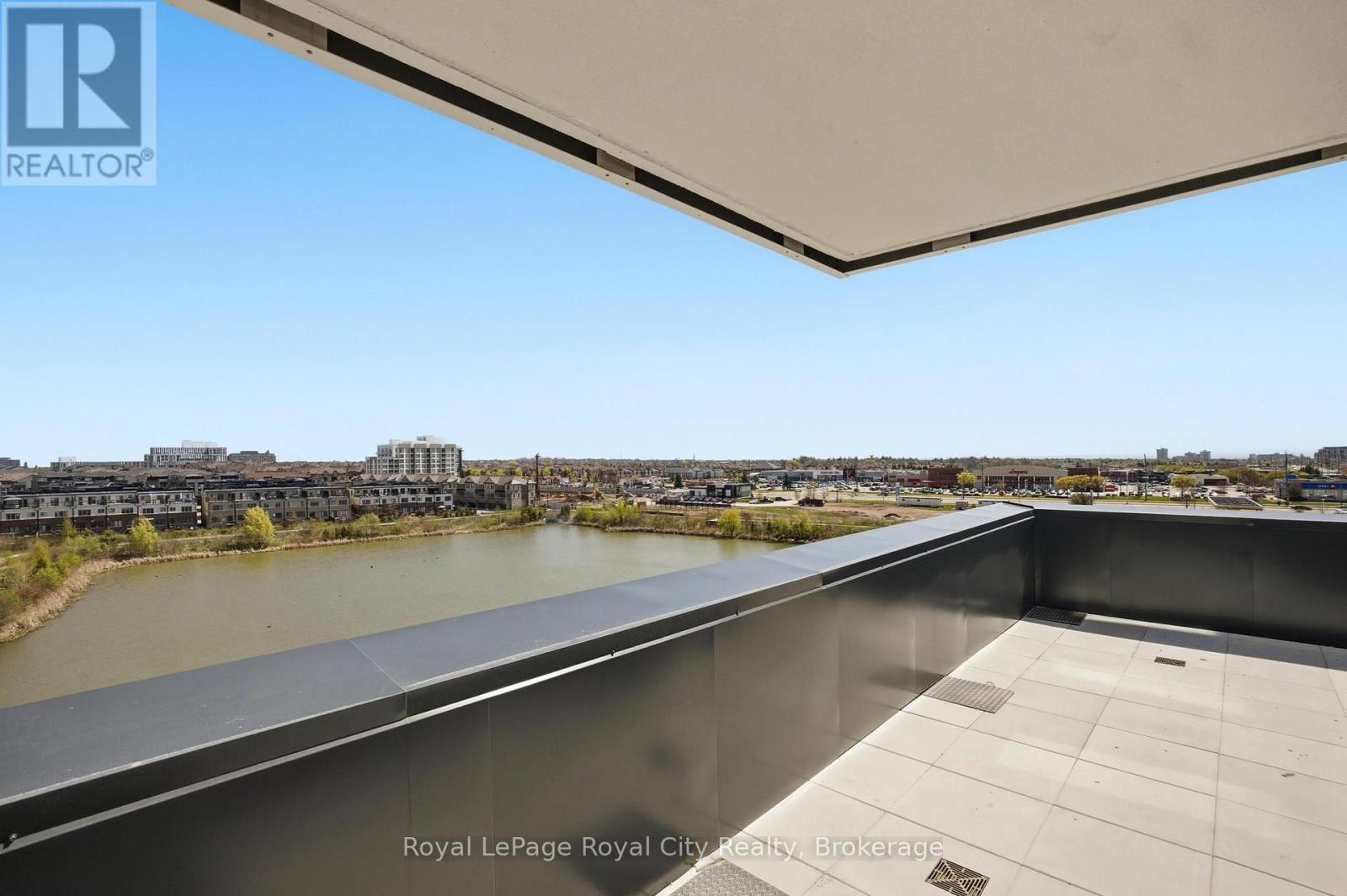 604 - 3071 Trafalgar Road, Oakville, Ontario  L6H 8C6 - Photo 4 - W13759718