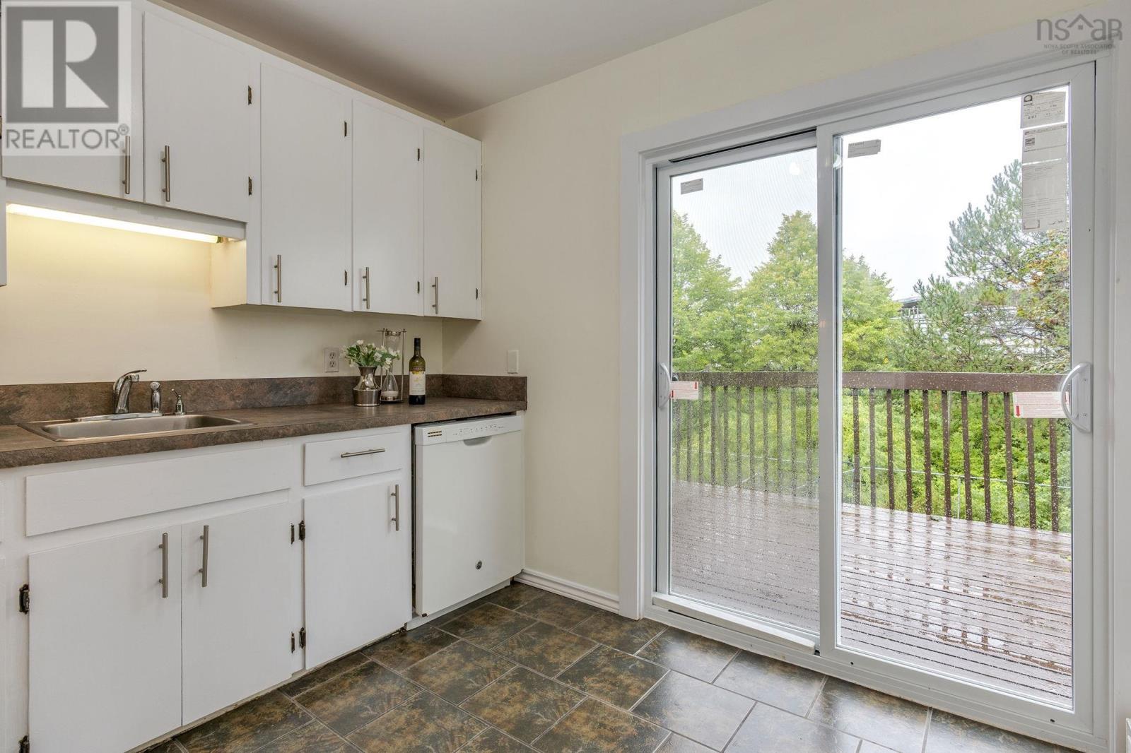 448 Renfrew Street, Dartmouth, Nova Scotia  B2Y 2M5 - Photo 11 - 202622759