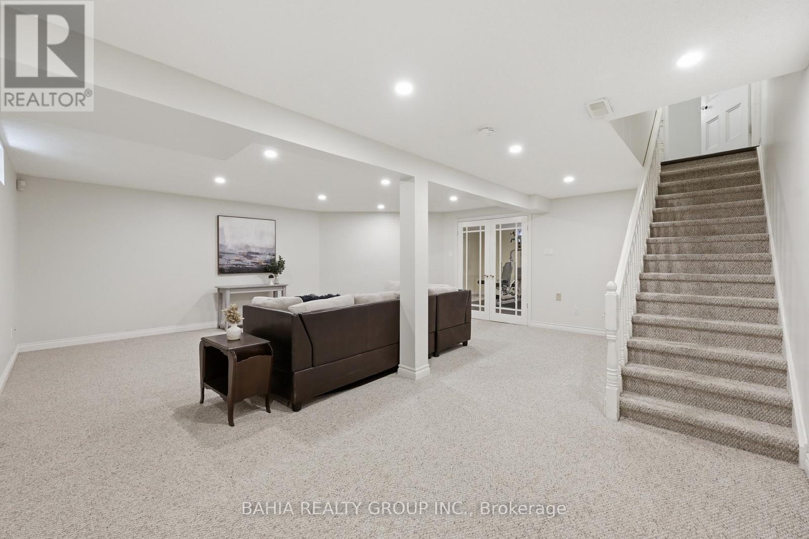 8663 Wood Close, Milton, Ontario  L9T 2X9 - Photo 37 - W13601718