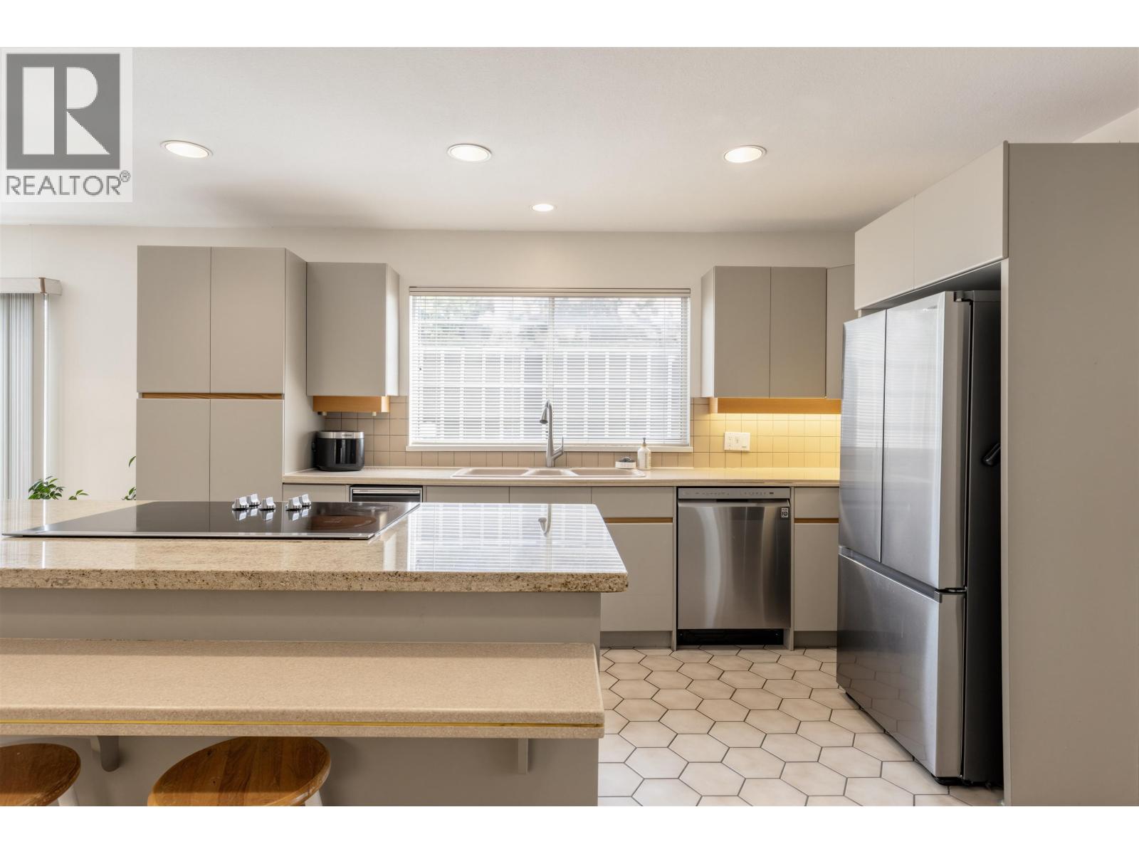 1363 W 48th Avenue, Vancouver, British Columbia  V6M 2N8 - Photo 11 - R3162809