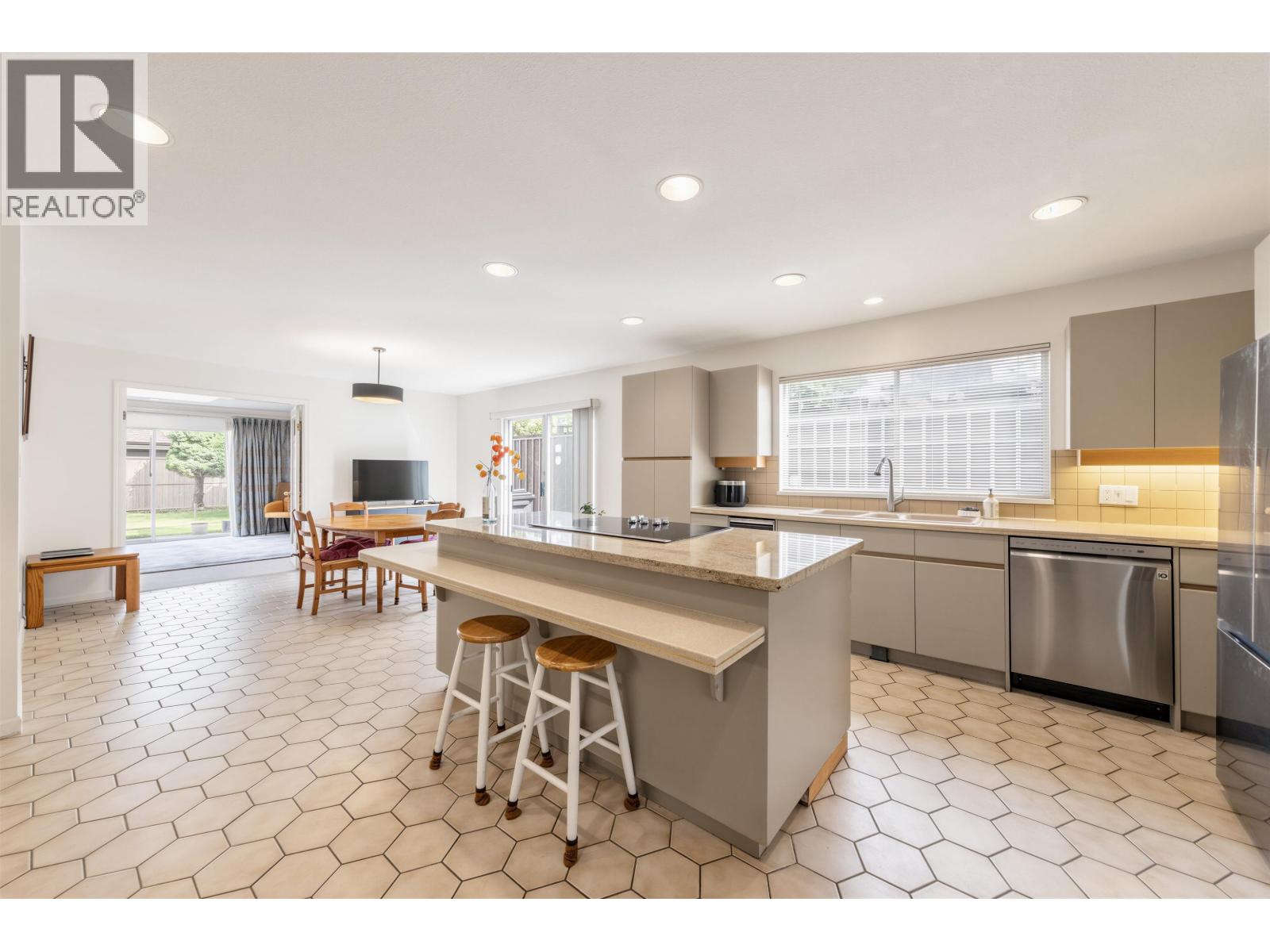 1363 W 48th Avenue, Vancouver, British Columbia  V6M 2N8 - Photo 12 - R3162809