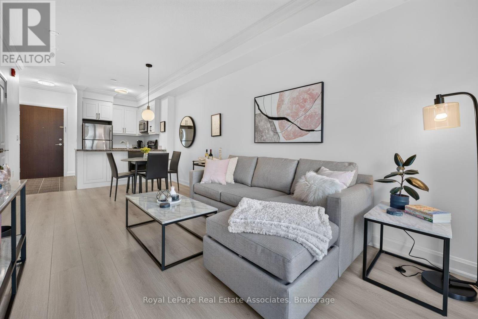 214 - 216 Oak Park Boulevard, Oakville, Ontario  L6H 7S8 - Photo 14 - W13759714