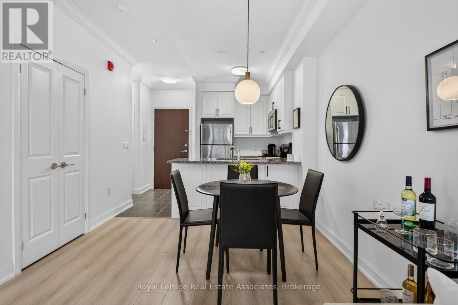 214 - 216 Oak Park Boulevard, Oakville, Ontario  L6H 7S8 - Photo 16 - W13759714