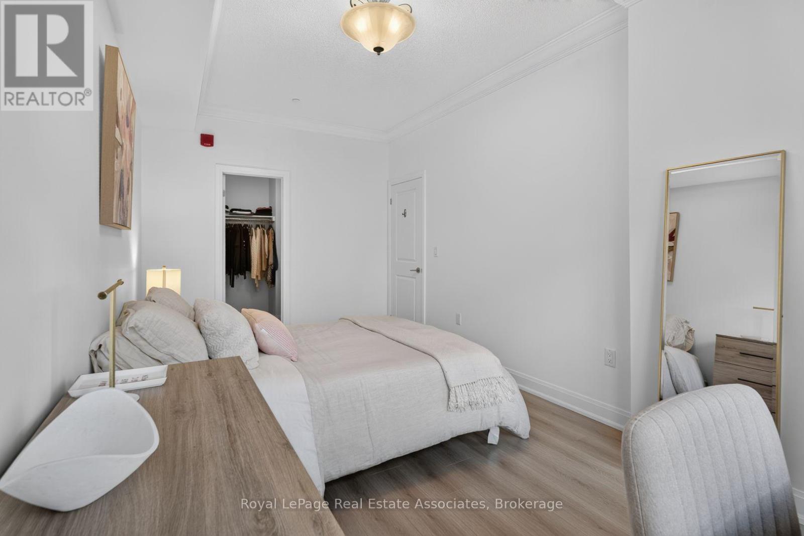 214 - 216 Oak Park Boulevard, Oakville, Ontario  L6H 7S8 - Photo 18 - W13759714