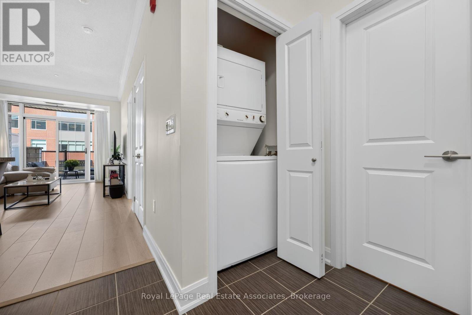 214 - 216 Oak Park Boulevard, Oakville, Ontario  L6H 7S8 - Photo 21 - W13759714