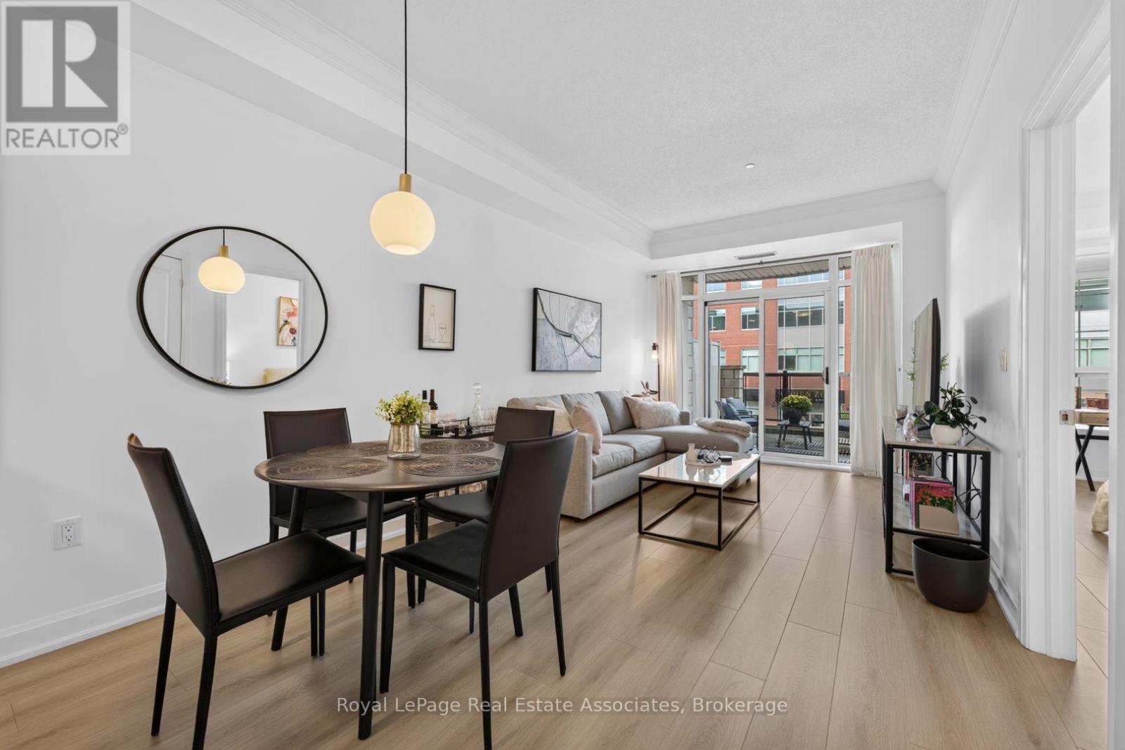 214 - 216 Oak Park Boulevard, Oakville, Ontario  L6H 7S8 - Photo 9 - W13759714