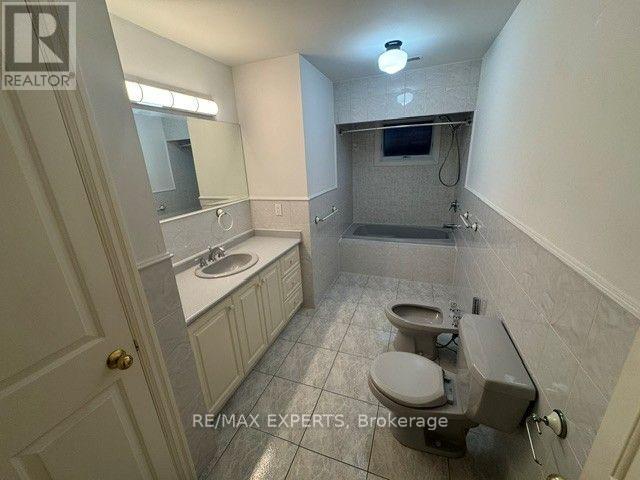 273 Gary Drive, Toronto, Ontario  M9N 2N2 - Photo 4 - W13759790