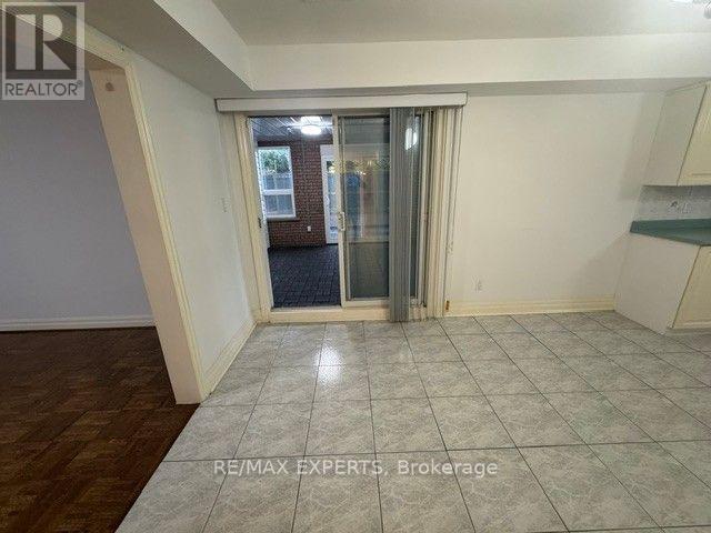 273 Gary Drive, Toronto, Ontario  M9N 2N2 - Photo 9 - W13759790