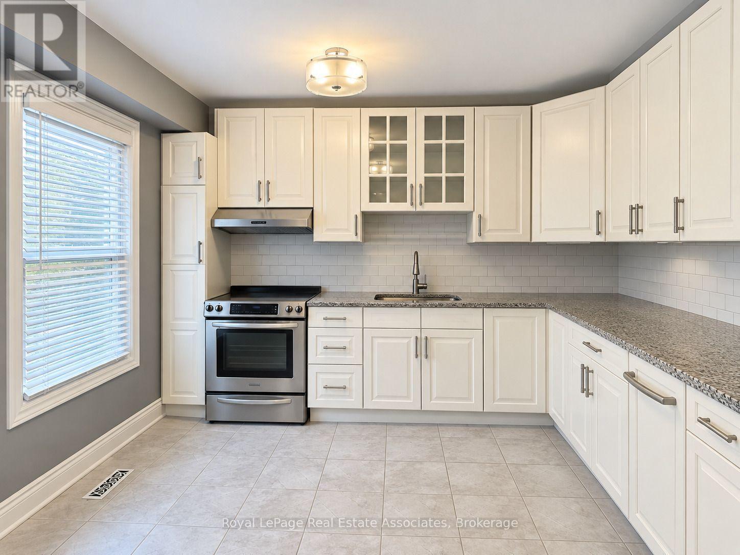 125 - 2440 Bromsgrove Road, Mississauga, Ontario  L5J 4J7 - Photo 7 - W13759854