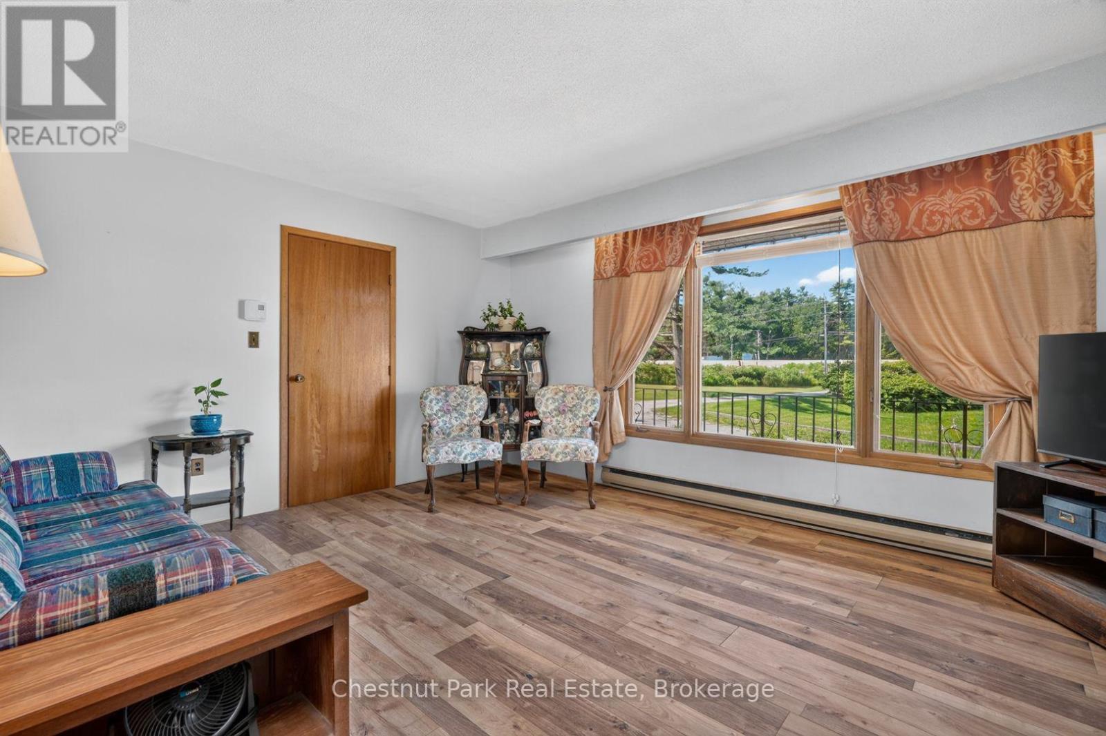 1304 11 Highway N, Gravenhurst, Ontario  P0E 1N0 - Photo 9 - X13759504