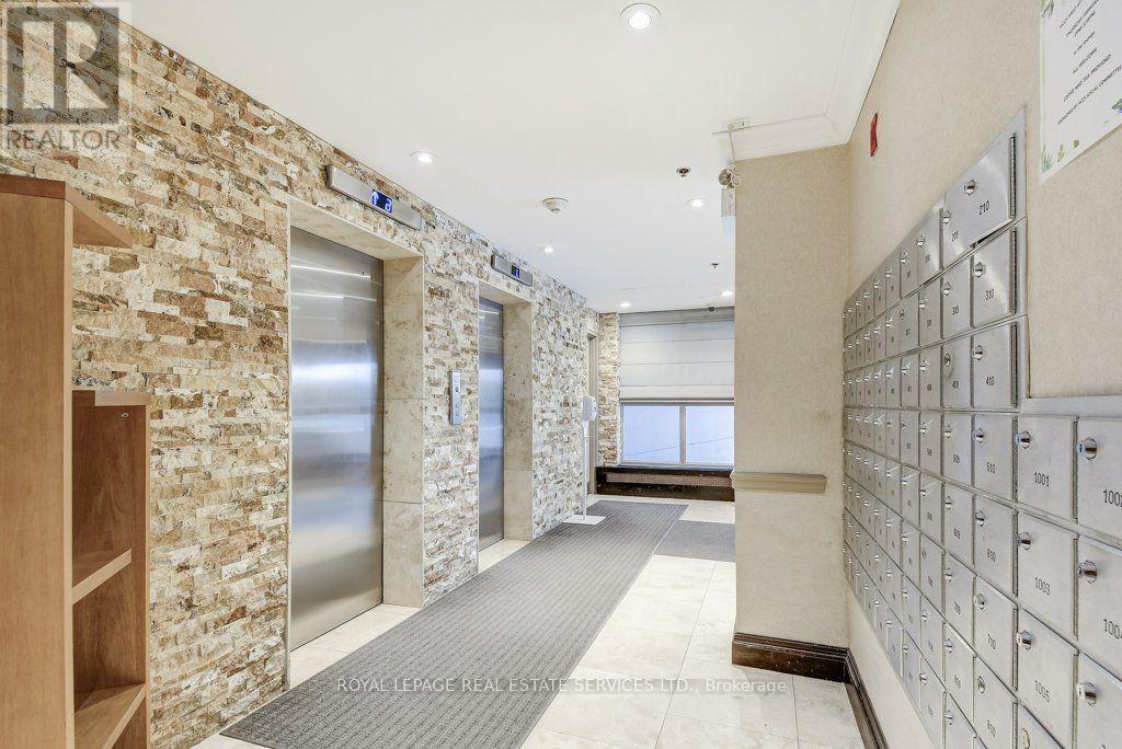 404 - 212 Kerr Street, Oakville, Ontario  L6K 3B1 - Photo 8 - W13759866